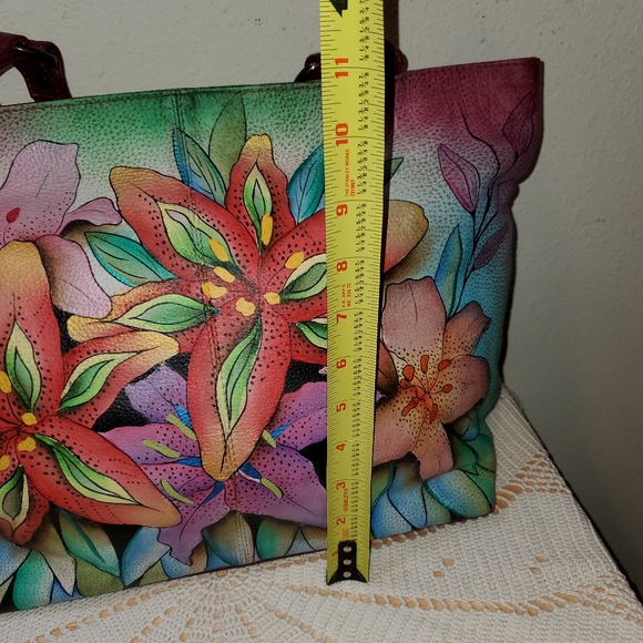 Anuschka Leather Shoulder Bag - Picture 12 of 13